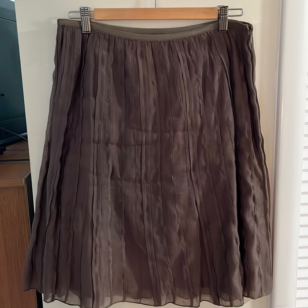 Nic+Zoe pleated skirt size 10